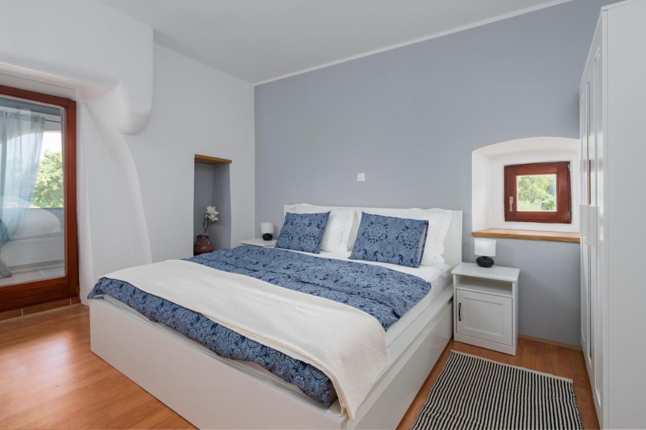 Stone Lady Holiday Home With Pool&Hot Tub,Sauna,Bbq,Garden Rasopasno Zewnętrze zdjęcie